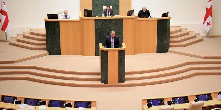 პარლამენტმა „მეწარმეთა შესახებ“ კანონპროექტს მეორე მოსმენით 80 ხმით დაუჭირა მხარი