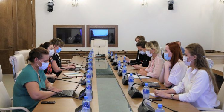 პარლამენტის გენდერული თანასწორობის საბჭო მარტოხელა მშობლის სტატუსის გაფართოებასთან დაკავშირებით მუშაობას დაიწყებს