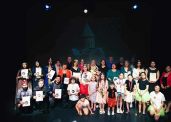 ბელგიის ქალაქ ანტვერპენში მოქმედმა ქართულმა ლიტერატურულმა თეატრმა «ჩვენ დავბრუნდებით» ორი სპექტაკლის პრემიერა გამართა