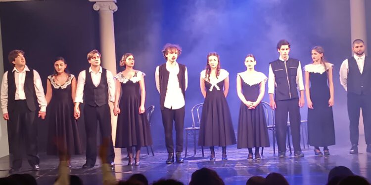 „გუშინ, რომელიც არ მთავრდება“ — სტუდენტური სპექტაკლი ილია ჭავჭავაძის ცხოვრების ეპიზოდების მიხედვით