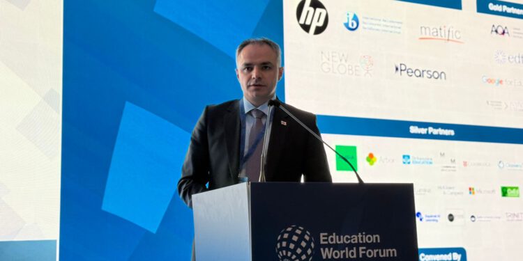 ალექსანდრე წულაძე ლონდონში მიმდინარე „განათლების მსოფლიო ფორუმში“ მონაწილეობს