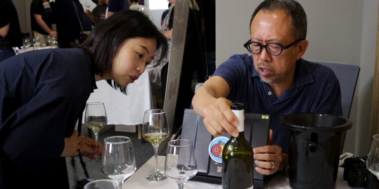 „ქართული ღვინის ხარისხი გასაოცარი სისწრაფით იზრდება“,- იაპონელი ღვინის მაგისტრი კენიჩი ოჰაში