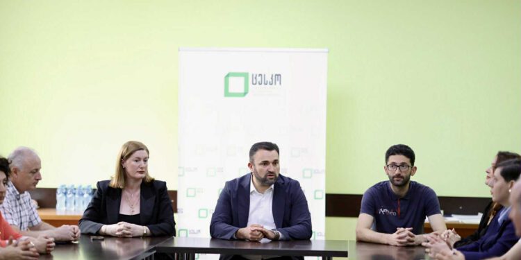 ცესკოს თავმჯდომარე საოლქო საარჩევნო კომისიებთან სამუშაო შეხვედრებს აგრძელებს