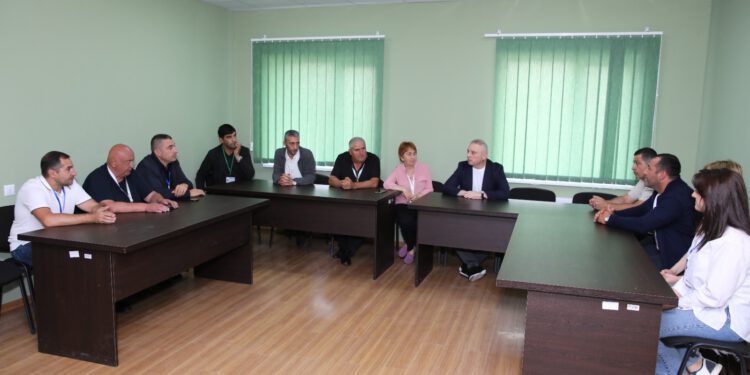 ცესკოს თავმჯდომარის მოადგილის შეხვედრა ახალქალაქის საოლქო საარჩევნო კომისიაში