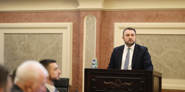 ცესკოს თავმჯდომარემ თბილისის საკრებულოს პირველი სხდომა გახსნა