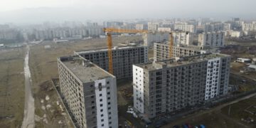 რუსთავში, 800 დევნილი ოჯახის განსახლების მიზნით, თანამედროვე სტანდარტების საცხოვრებელი კომპლექსი შენდება