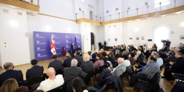 ზვიად გაბისონიამ თბილისის სახელმწიფო და საქართველოს ტექნიკური უნივერსიტეტების გაერთიანების საკითხი თსუ-ის წარმომადგენლებთან განიხილა