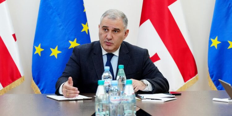 მიხეილ სარჯველაძე დიუშენის სინდრომზე —  „ძალიან გვტკივა გული ამ ბავშვებისთვის. რა თქმა უნდა, მაქსიმალურად ყველაფერს გავაკეთებთ და იმასაც განვმარტავთ, რას ვგეგმავთ და რა გაკეთებულა აქამდე ამ საკითხთან დაკავშირებით“